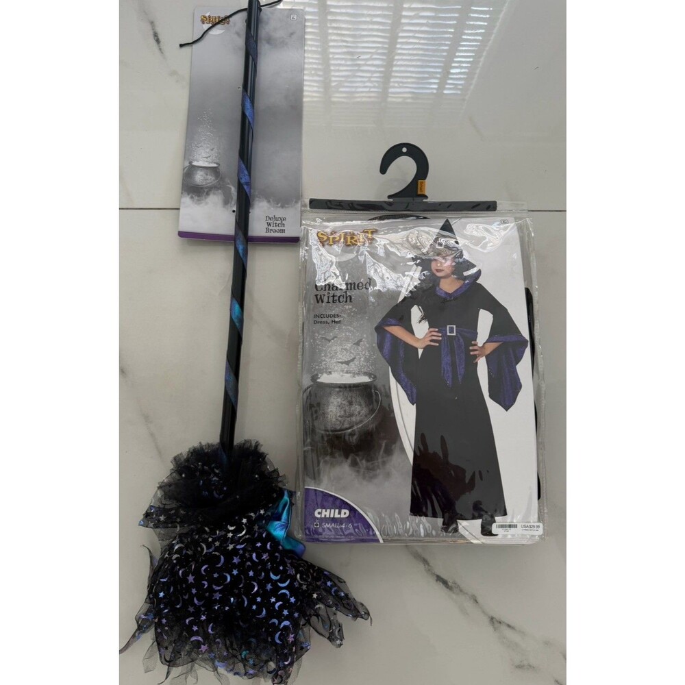 Girls Spirit Charmed Witch Costume Halloween Size small 4-6 with broom & hat